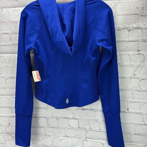 ⭐️Free People movement Playin for Keeps layer jacket NWT SM sapphire skies combo - Picture 8 of 15